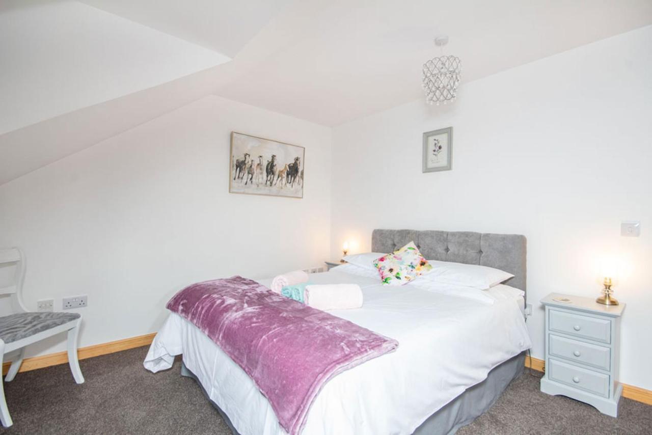 אינברנס Innes Street Apartments מראה חיצוני תמונה