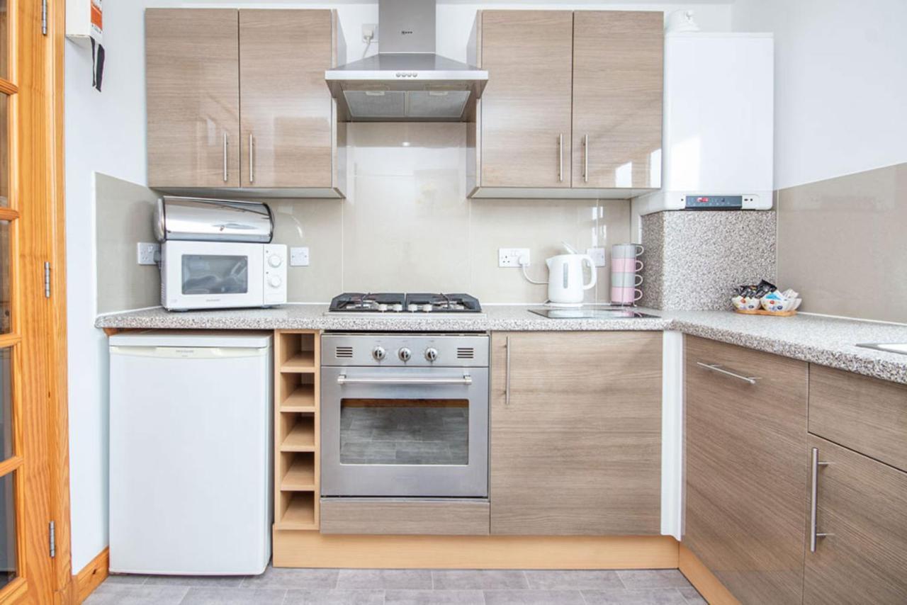 אינברנס Innes Street Apartments מראה חיצוני תמונה